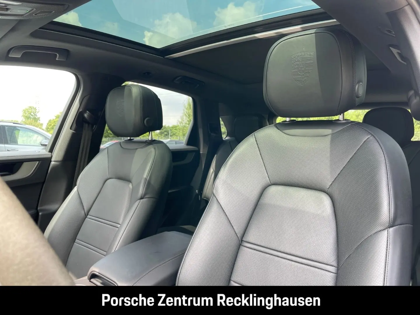 Cayenne E-Hybrid BOSE Luftfederung Panoramadach