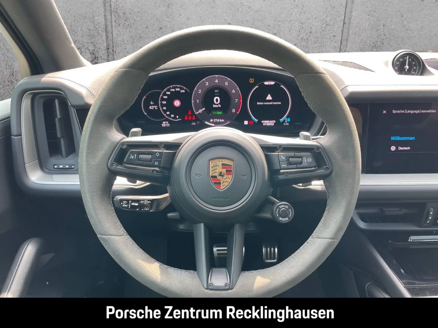 Cayenne E-Hybrid BOSE Luftfederung Panoramadach