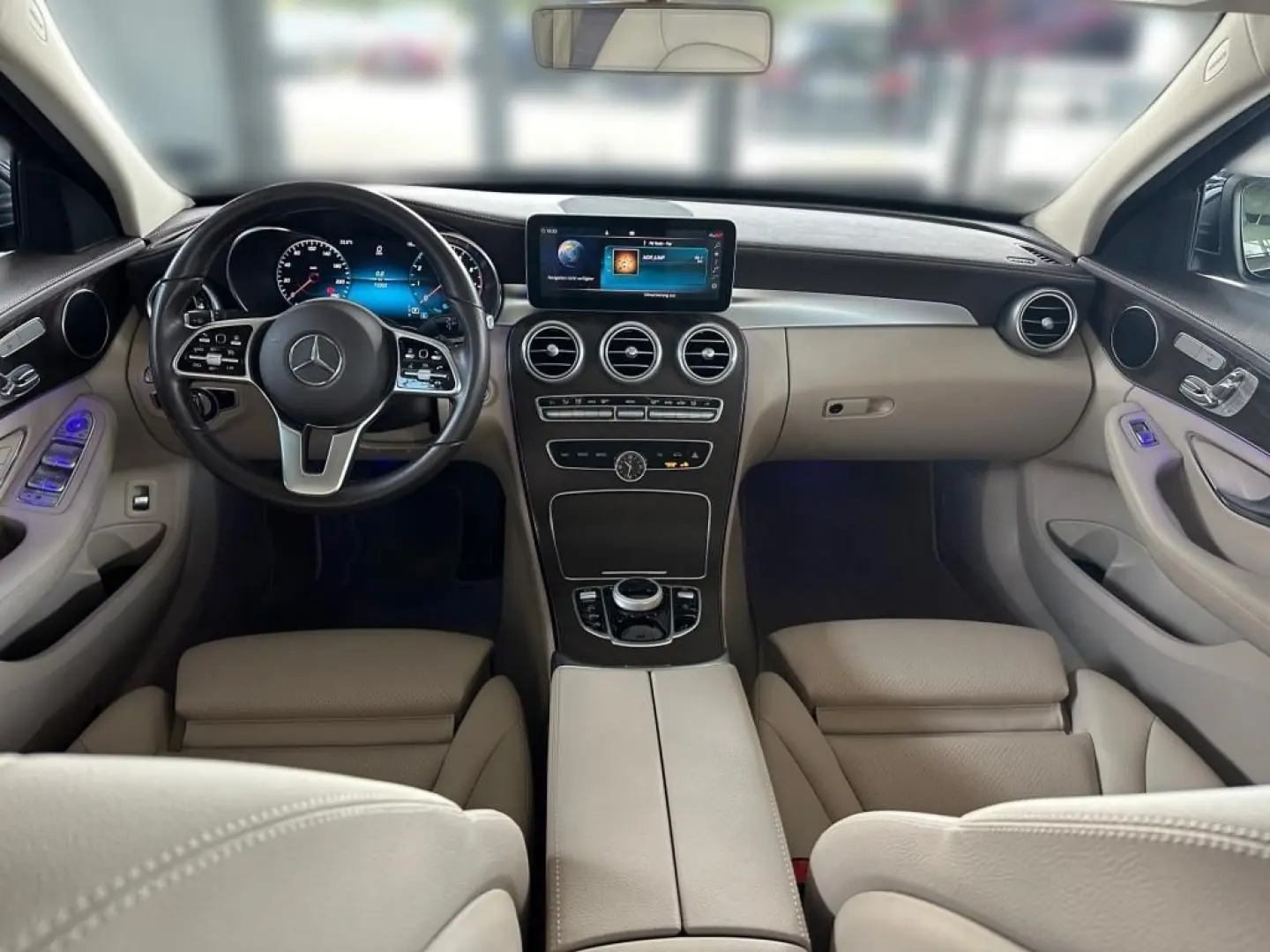 C 200 4M Luxury AHK Pano Memo LED SHZ Ambie. DAB