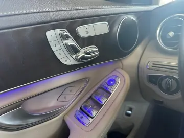 C 200 4M Luxury AHK Pano Memo LED SHZ Ambie. DAB