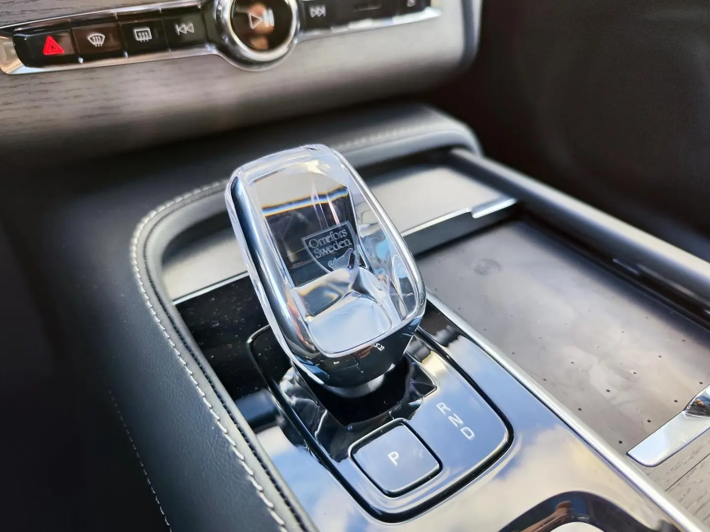 XC90 B5 AWD Ultimate Bright 360 4C B&W HUD STDHZ