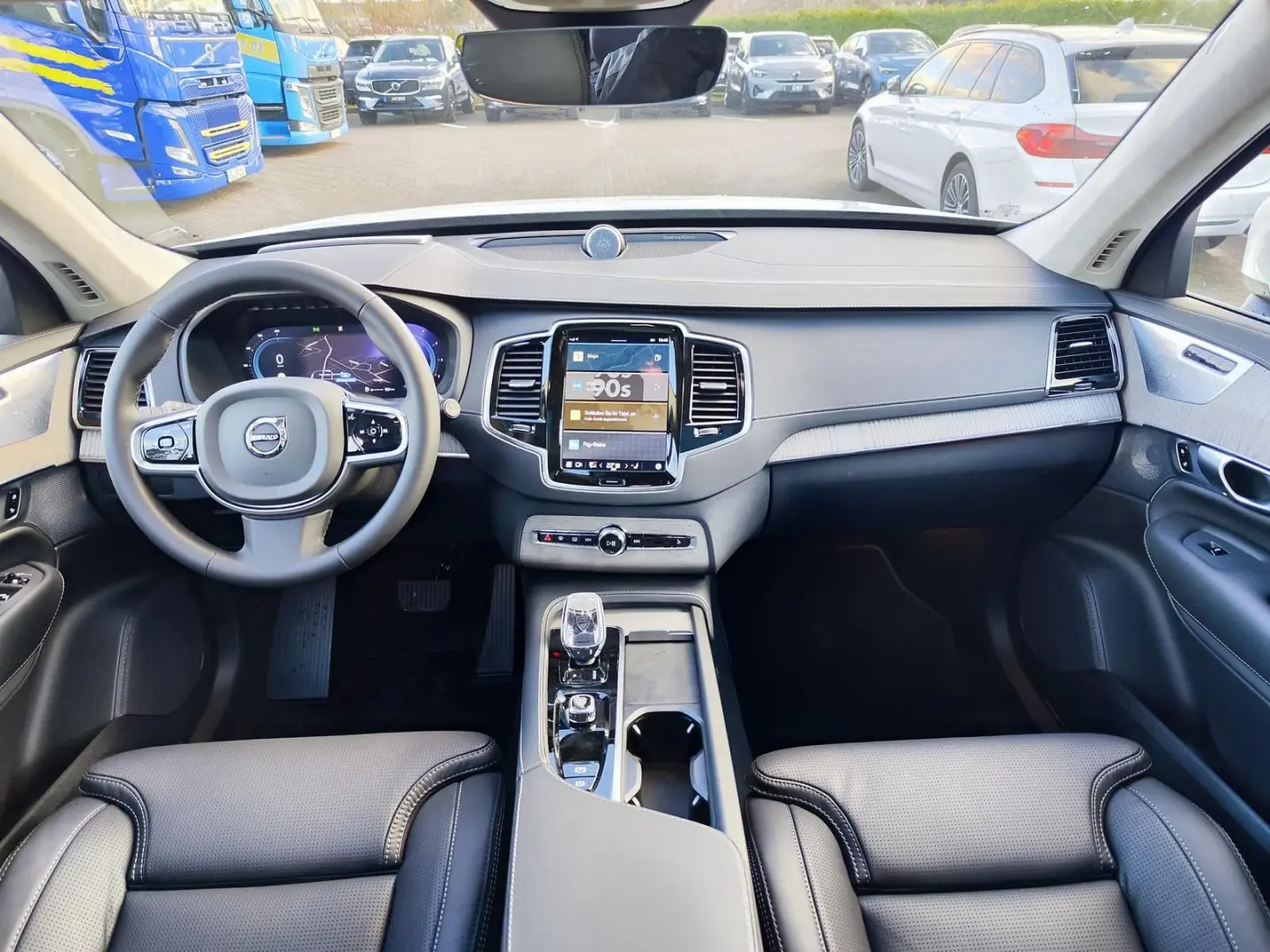 XC90 B5 AWD Ultimate Bright 360 4C B&W HUD STDHZ