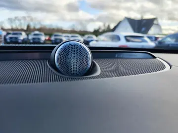 XC90 B5 AWD Ultimate Bright 360 4C B&W HUD STDHZ