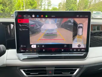 Tiguan 2.0 TDI Elegance PANO HUD STHZ SITZBELÜFT