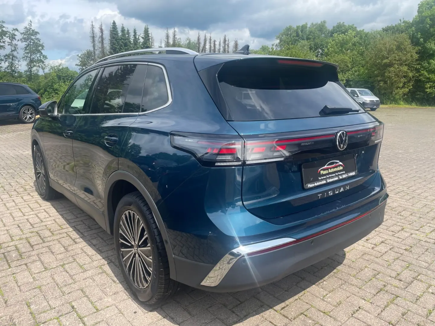 Tiguan 2.0 TDI Elegance PANO HUD STHZ SITZBELÜFT