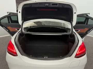 C 300 e AMG-LINE*MBEAM*PANO*VIRTUAL*LEDER*AMBI-L