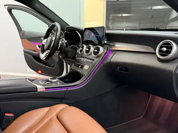 C 300 e AMG-LINE*MBEAM*PANO*VIRTUAL*LEDER*AMBI-L