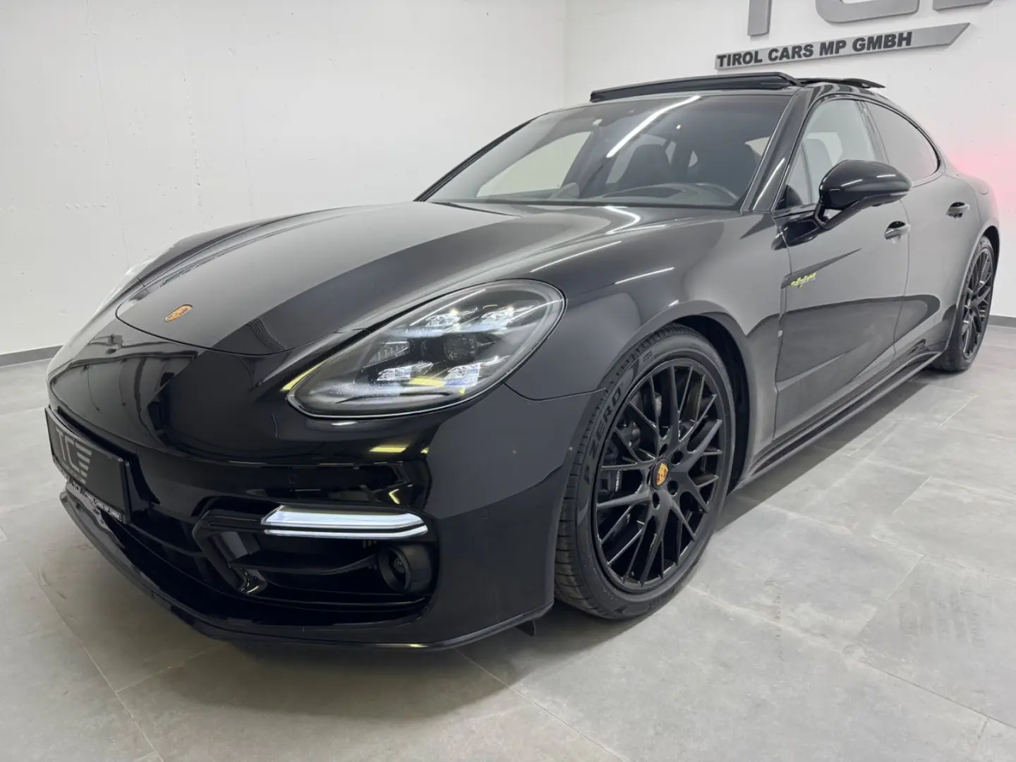 Panamera 4 E-Hybrid Platinum Edition