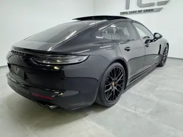 Panamera 4 E-Hybrid Platinum Edition