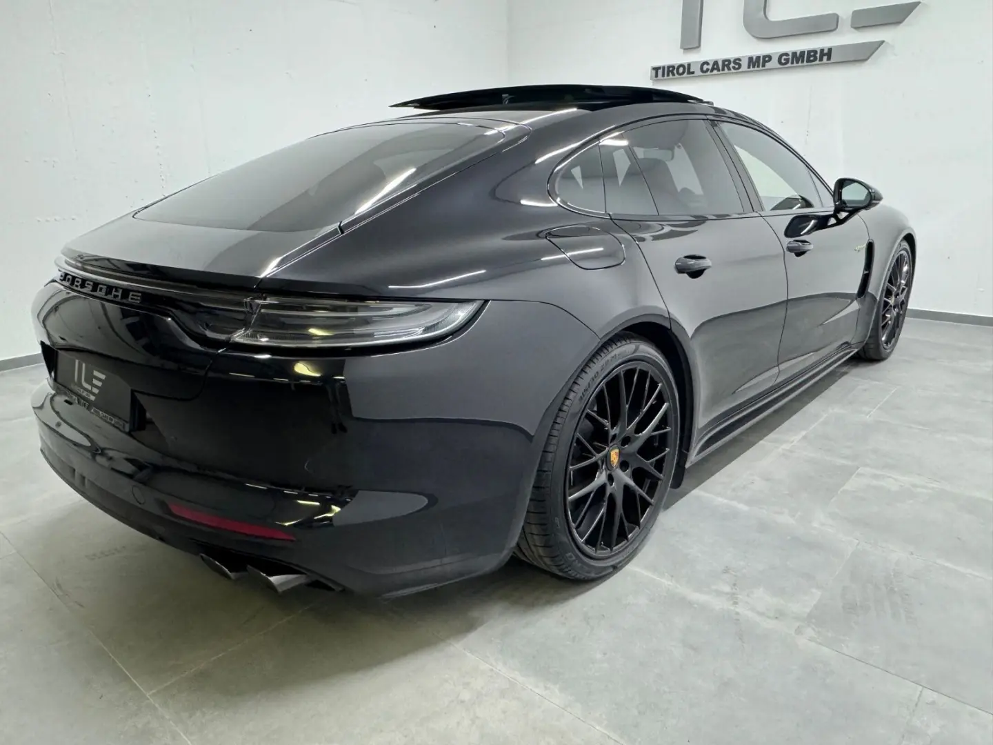 Panamera 4 E-Hybrid Platinum Edition