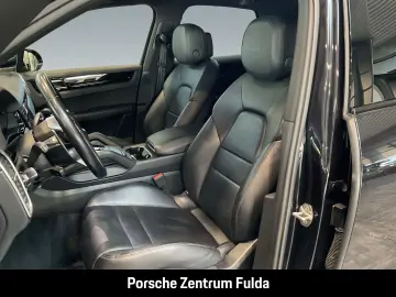 Cayenne BOSE Rückfahrkamera Abstandstempomat LED