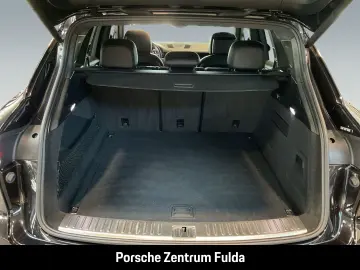 Cayenne BOSE Rückfahrkamera Abstandstempomat LED