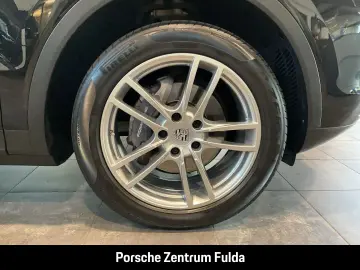 Cayenne BOSE Rückfahrkamera Abstandstempomat LED