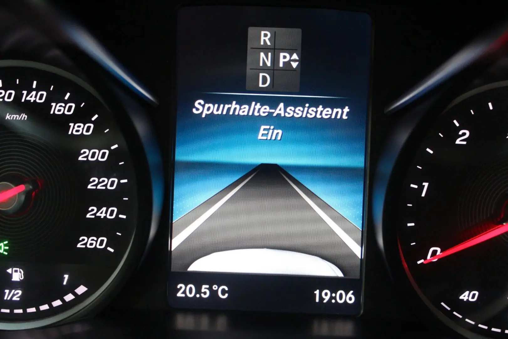 V 300 Marco Polo Edition ArtVenture Küche 4Matic
