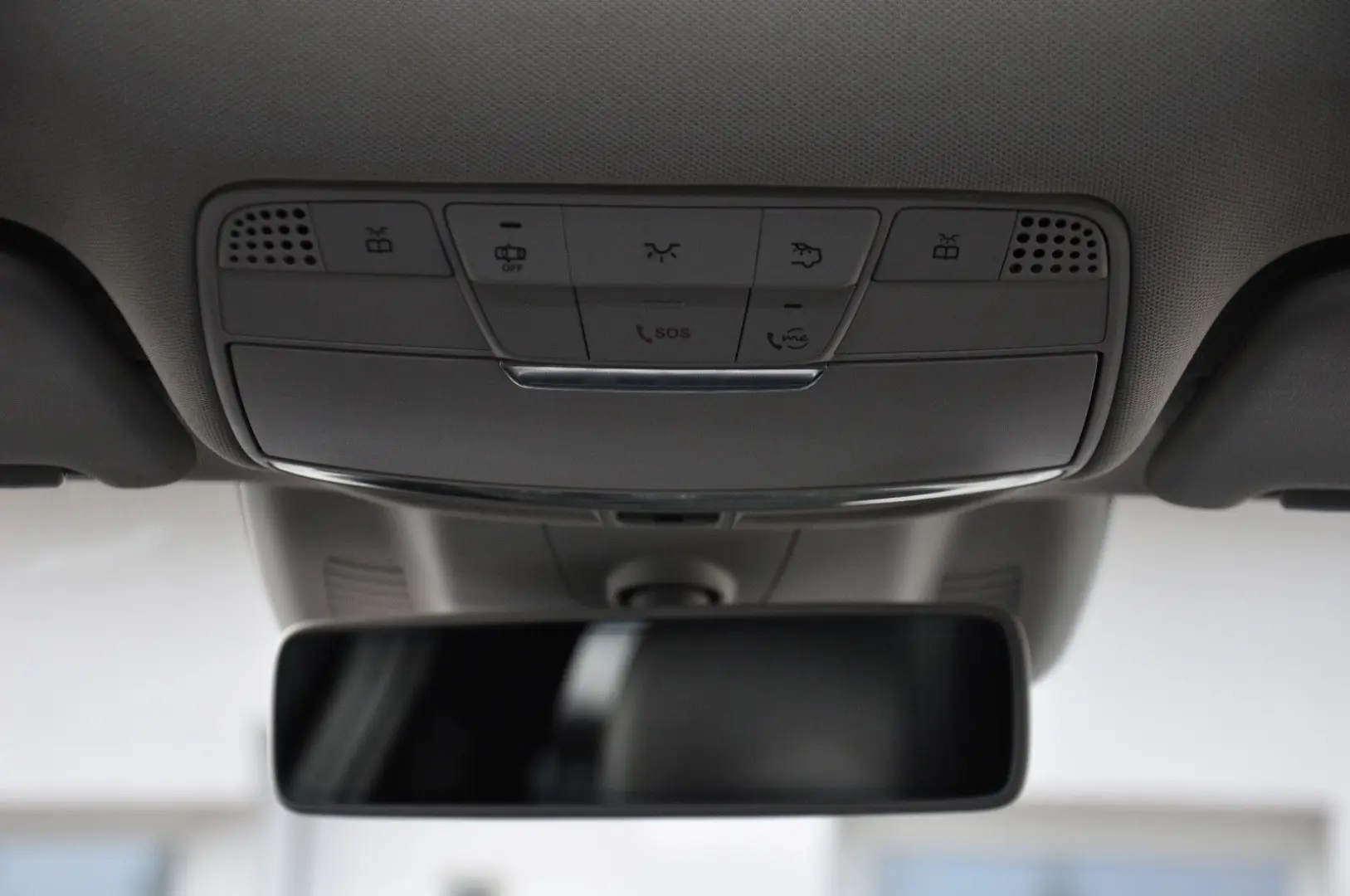 C 300 de 9G BURMESTER-SD-WIDESCREEN-DISTR.-MBLED