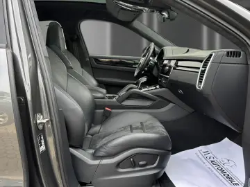 Cayenne Coupe GTS+MATRIX+HUD+PANO+LUFT+SPORTABG