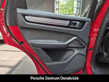 Cayenne GTS Coupe AHK Luft BOSE Matrix Abstandsr