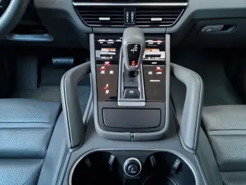 Cayenne E-Hybrid Coupe Luft HuD 360 14w 21z Inno