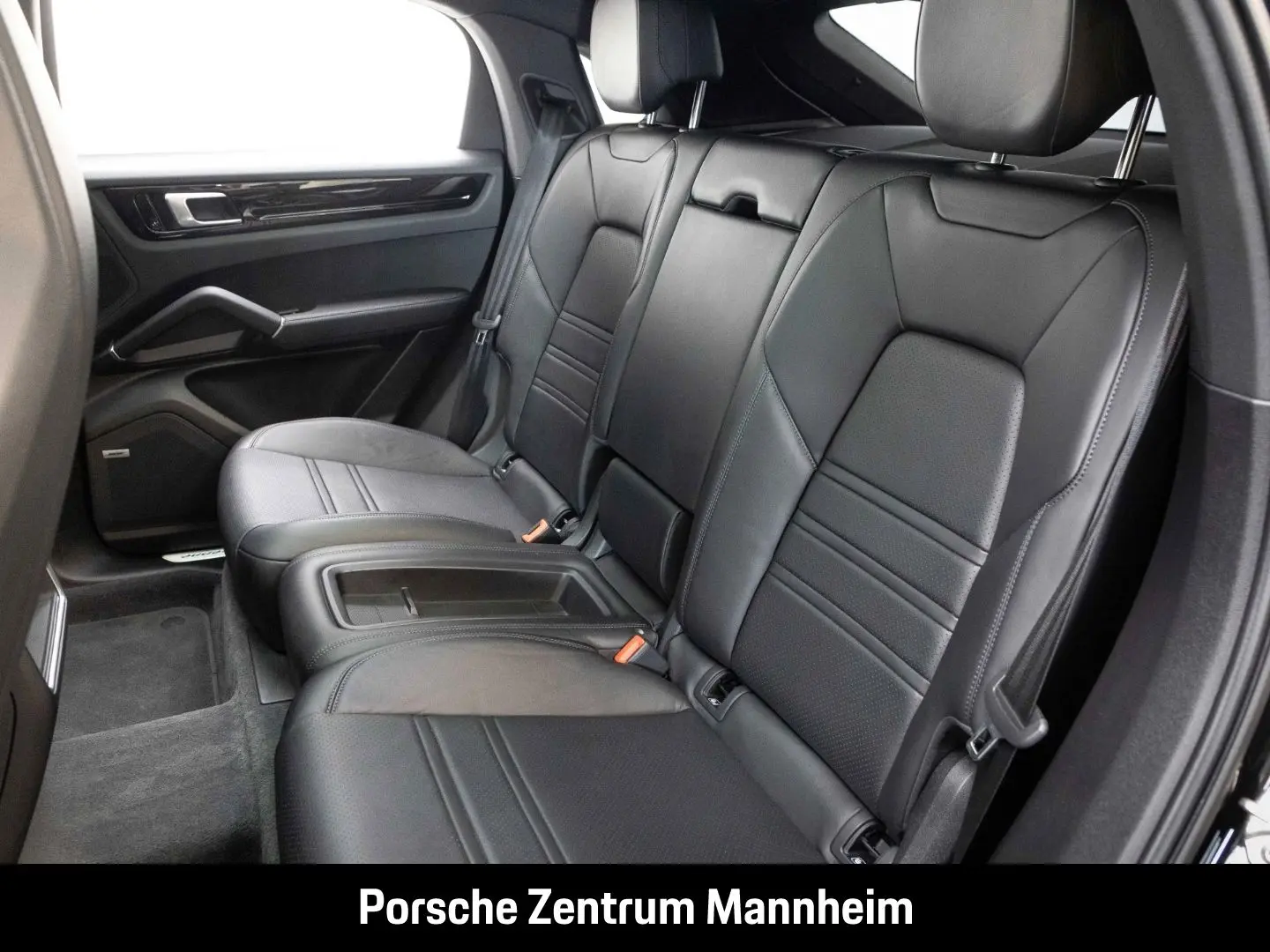 Cayenne Coupe Bose Privacy 90L-Tank PDLS Memory