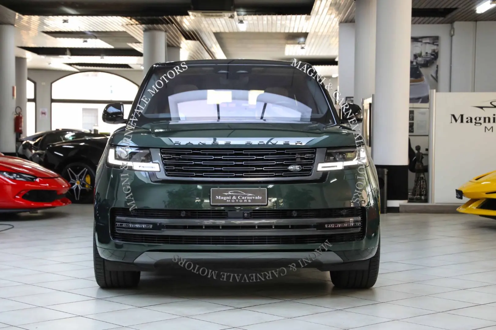 Range Rover D350 HSE - VAT - 22