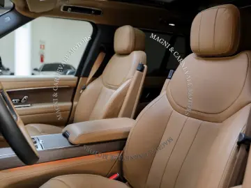 Range Rover D350 HSE - VAT - 22