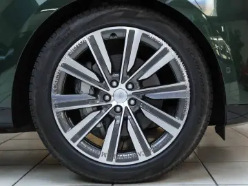 Range Rover D350 HSE - VAT - 22