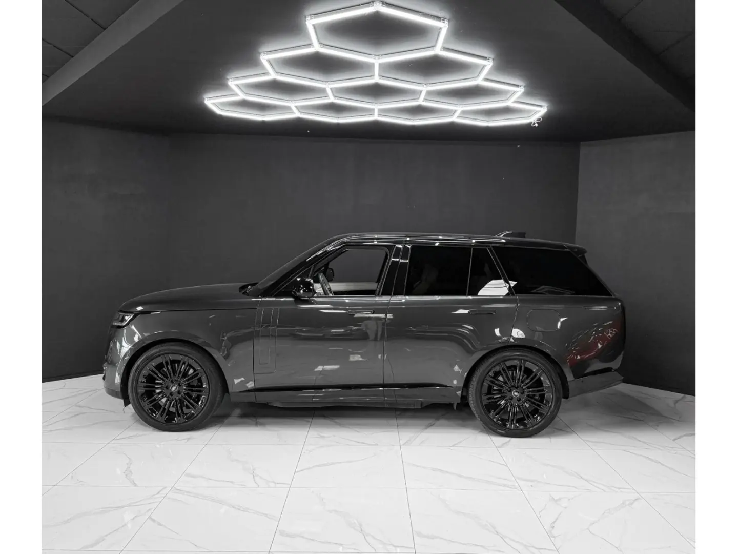 Range Rover P510e AWD SWB HSE