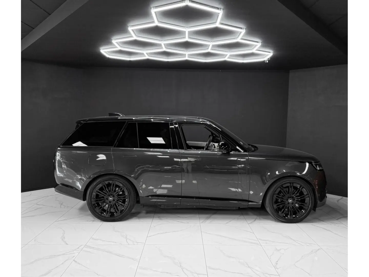 Range Rover P510e AWD SWB HSE