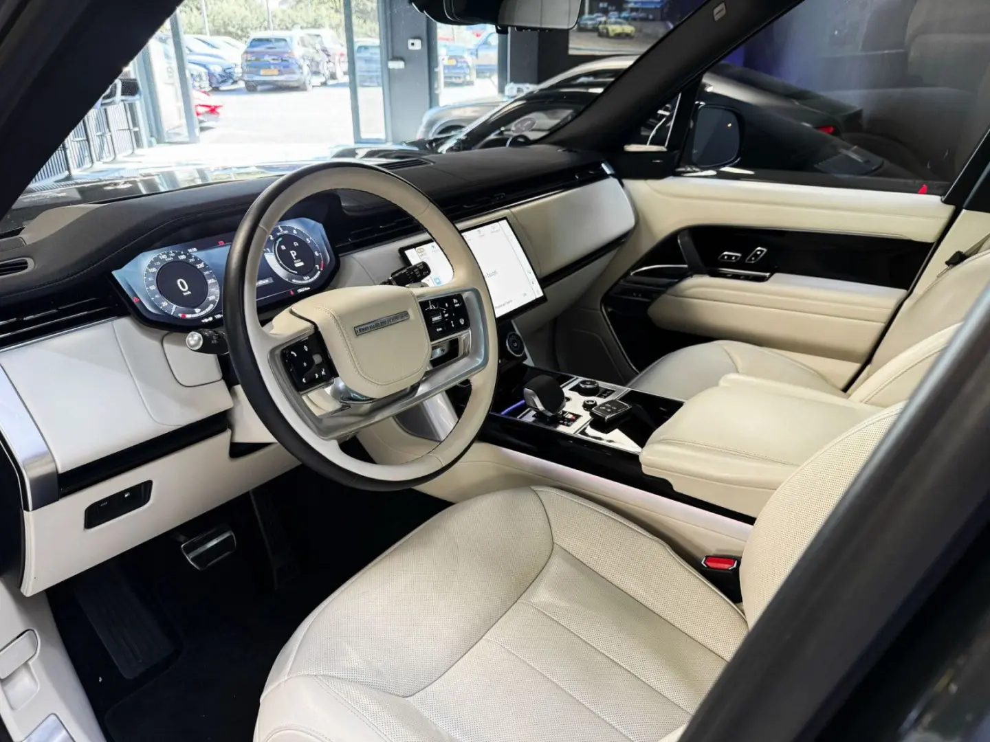 Range Rover P510e AWD SWB HSE