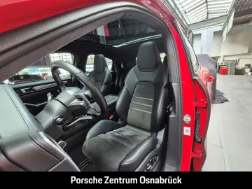 Cayenne GTS Coupe AHK Luft BOSE Matrix Abstandsr