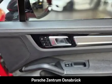Cayenne GTS Coupe AHK Luft BOSE Matrix Abstandsr