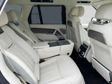 Range Rover P530 SV