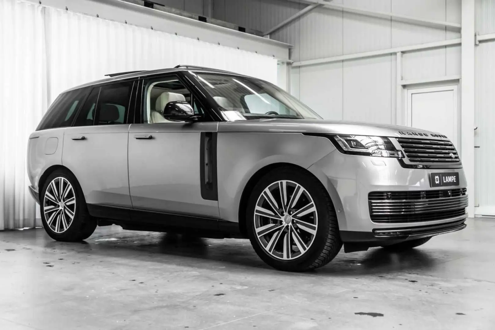 Range Rover P510e Hybrid SV Massage Meridian 1.6