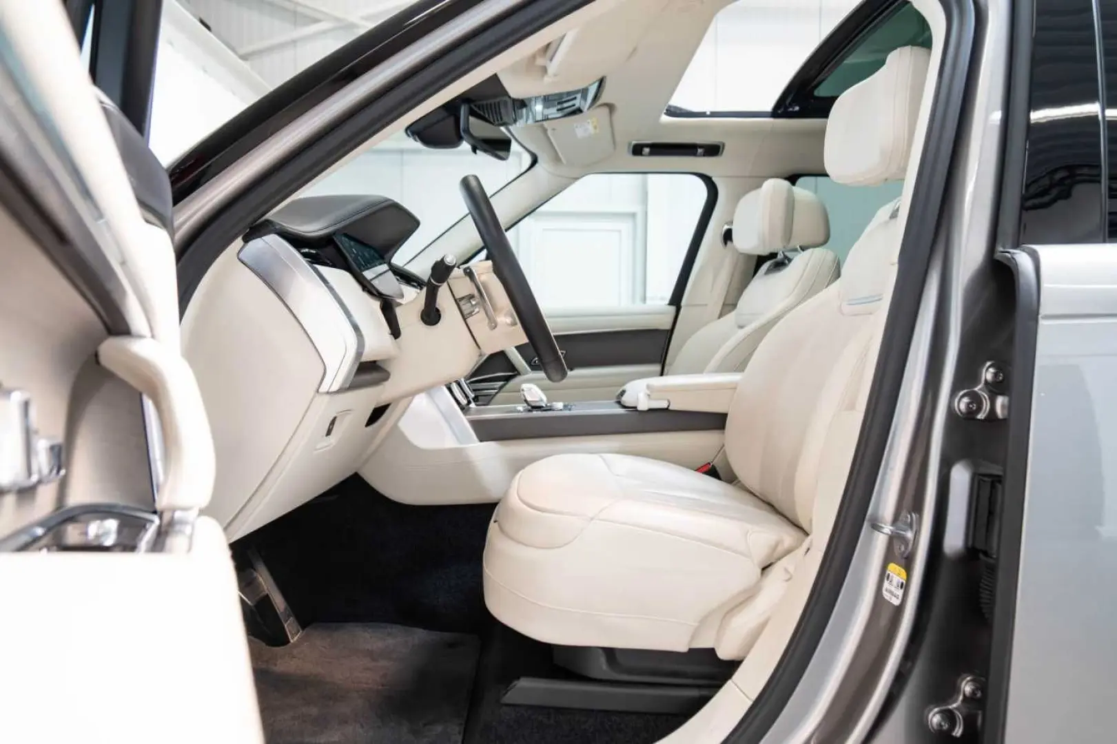 Range Rover P510e Hybrid SV Massage Meridian 1.6