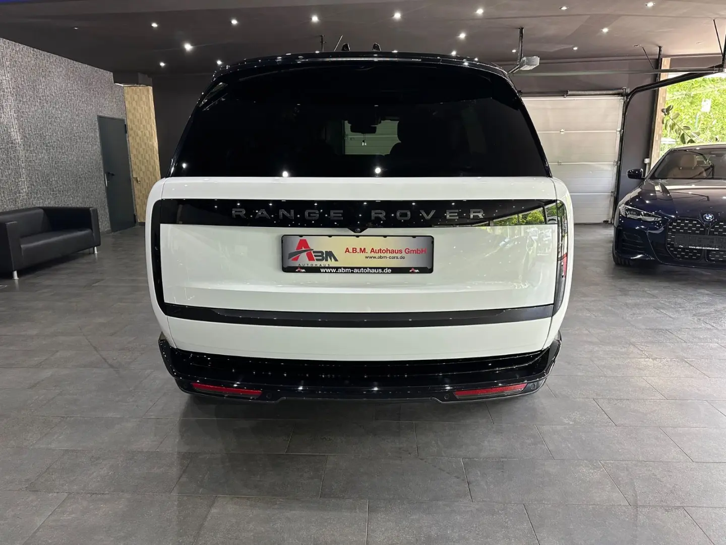 Range Rover Autobiography P460e LWB /2xTV / VOLL