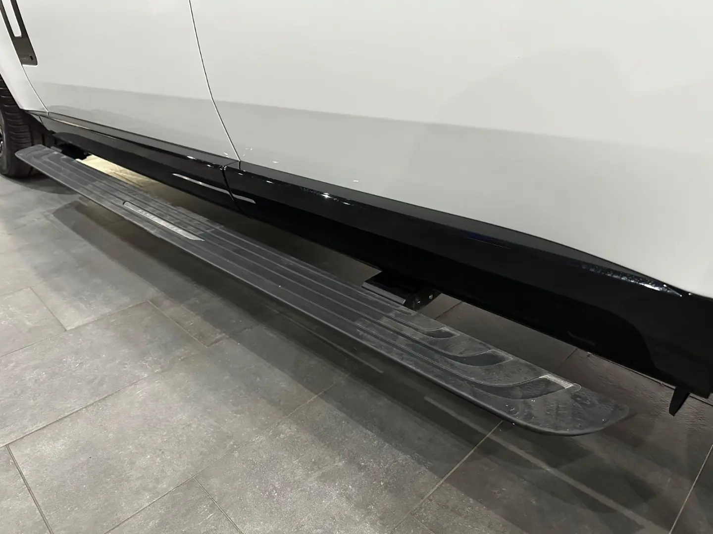 Range Rover Autobiography P460e LWB /2xTV / VOLL