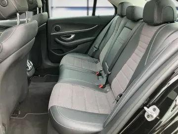 E 200 4M Limousine AMG Pano+Widescreen+Kam+Ambi