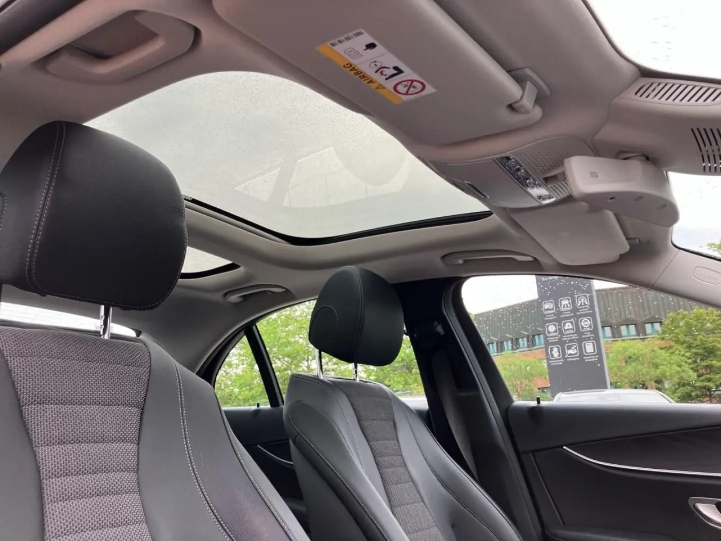 E 200 4M Limousine AMG Pano+Widescreen+Kam+Ambi