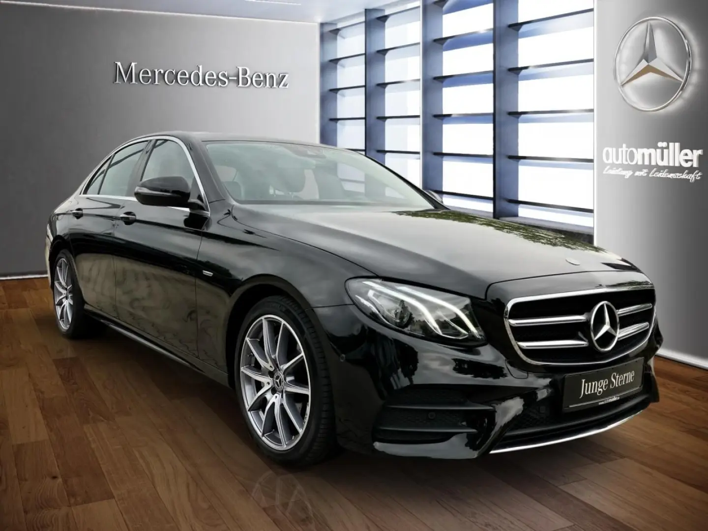E 200 4M Limousine AMG Pano+Widescreen+Kam+Ambi