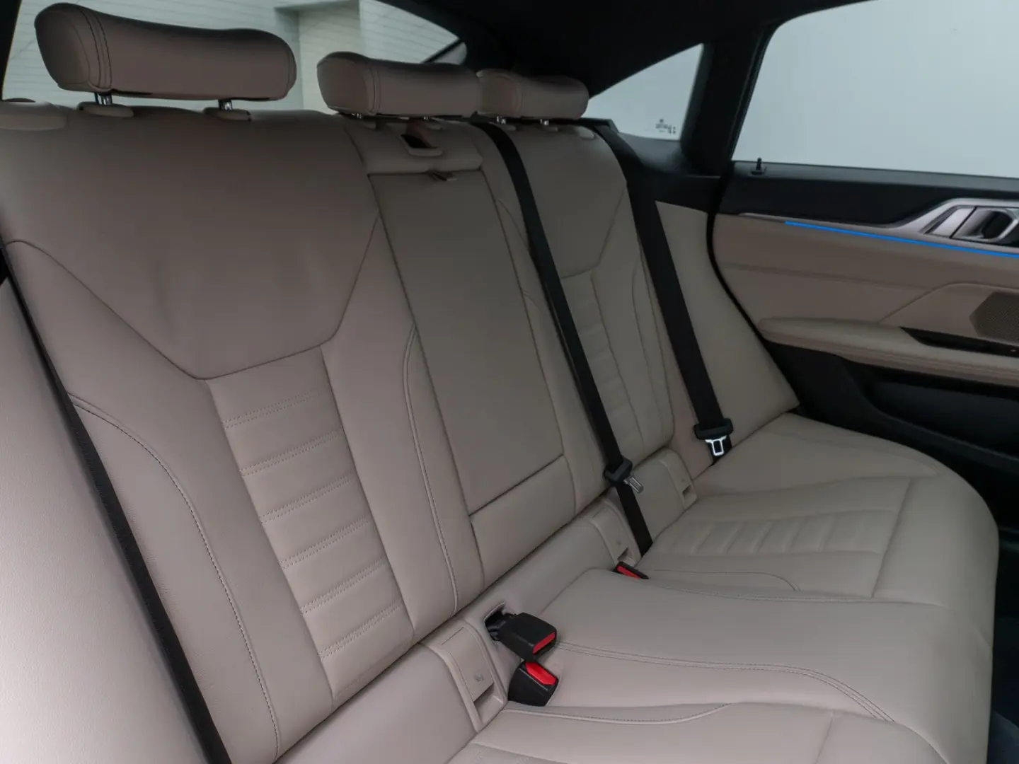 M440i xD GC Glasdach Laser 360°HUD DAB HiFi ACC
