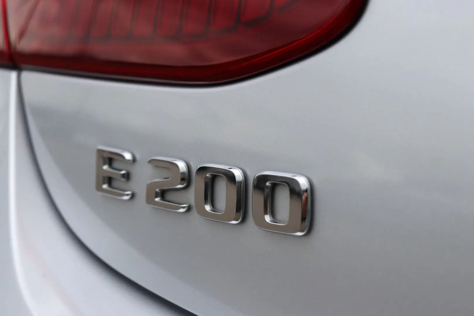 E 200 Coupé Premium Plus | AMG-LINE | WIDESCREEN