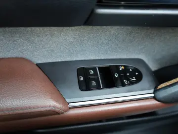 Mazda MX-30 Electric 35kWh 145CP