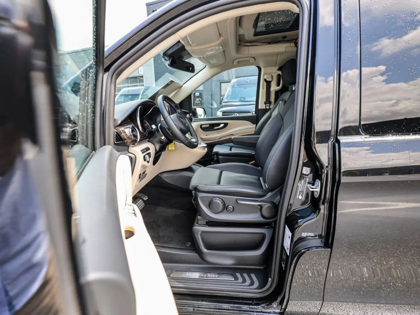 Marco Polo V 300 d 4M AHK Standhz. Ditr. LED Nav