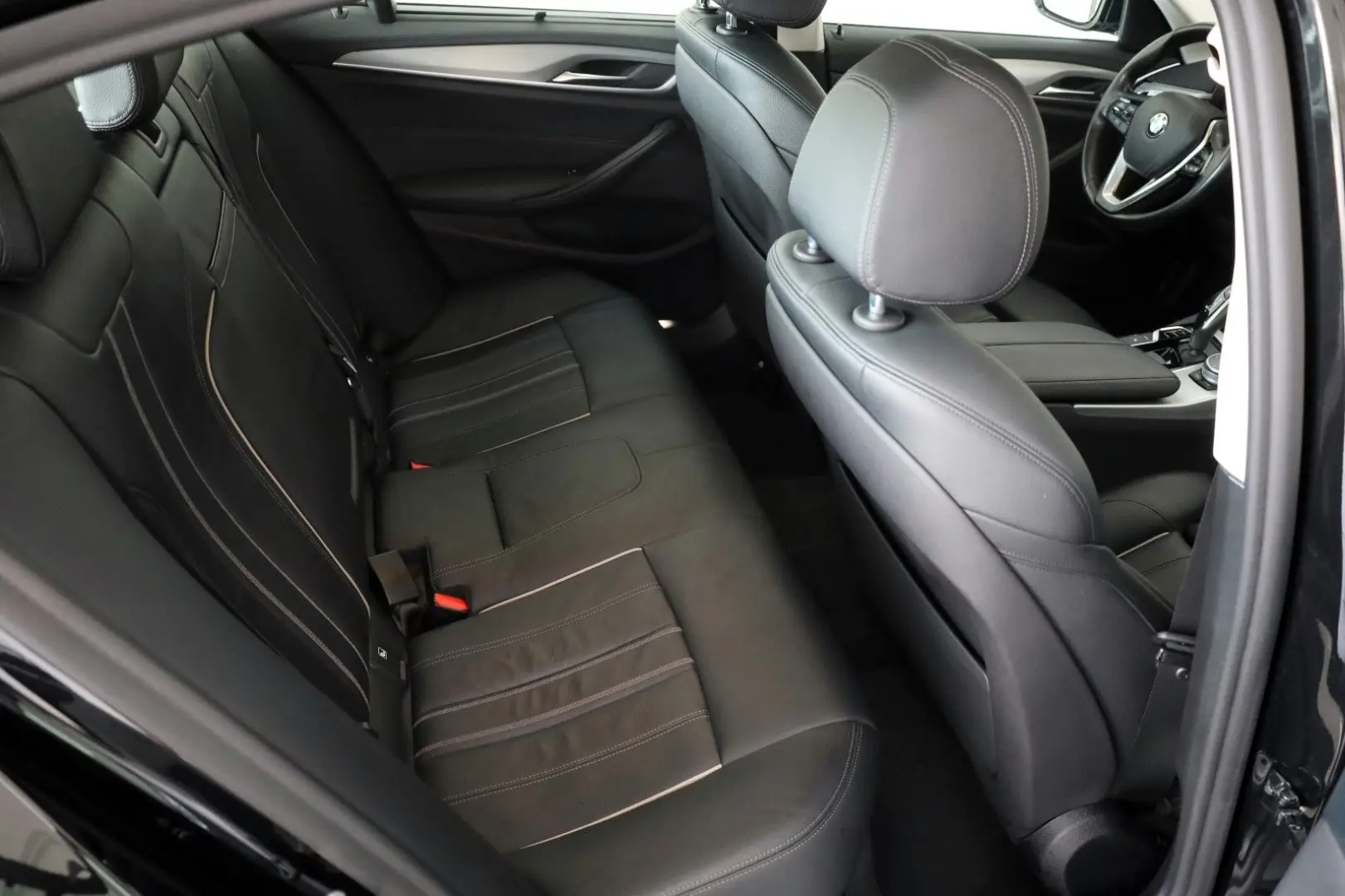 530 e xDrive Luxury ,Leder,Navi,LED,Kamera,AHK e
