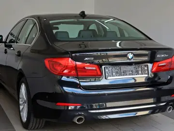 530 e xDrive Luxury ,Leder,Navi,LED,Kamera,AHK e