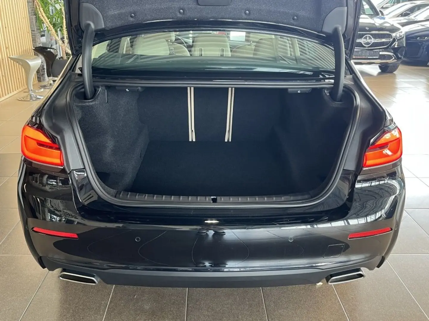 520 Mild-Hybrid*Pano*HUD*Leder*LED*Cam*Navi*ACC