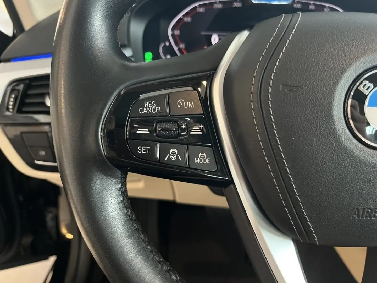520 Mild-Hybrid*Pano*HUD*Leder*LED*Cam*Navi*ACC