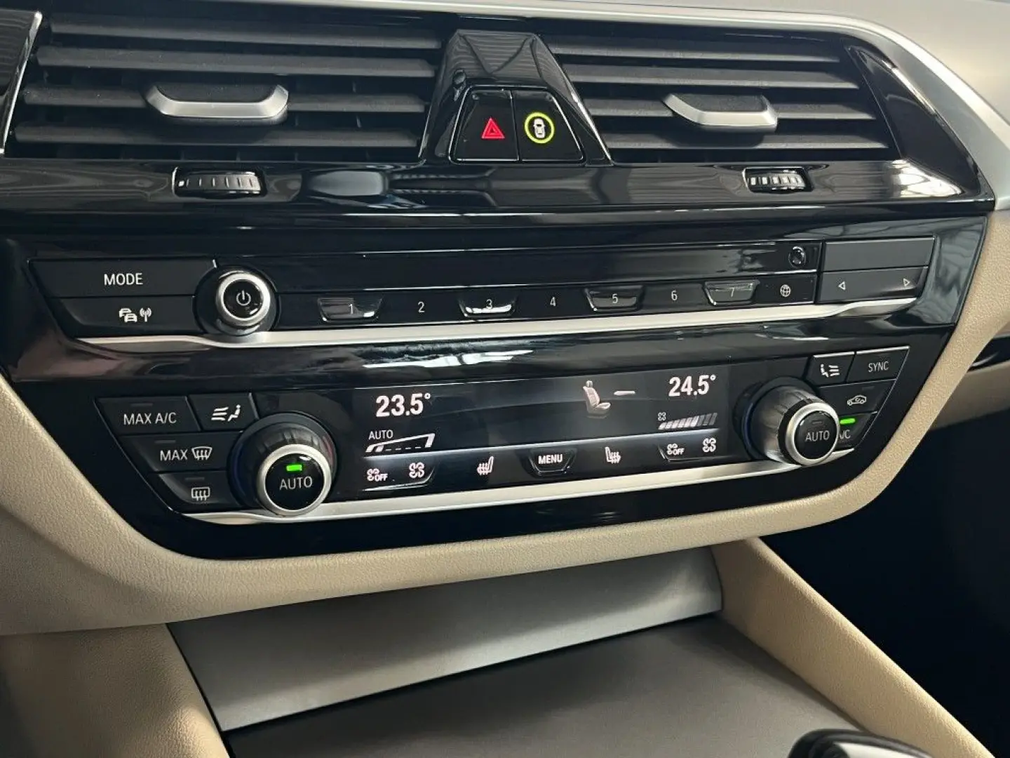 520 Mild-Hybrid*Pano*HUD*Leder*LED*Cam*Navi*ACC