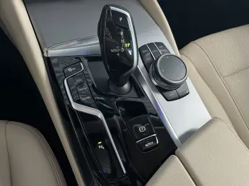 520 Mild-Hybrid*Pano*HUD*Leder*LED*Cam*Navi*ACC