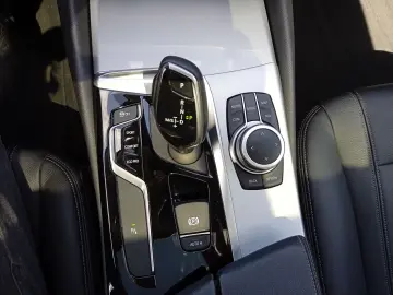 520 d xDrive Limousine Mild Hybrid EU6d-T Park-A